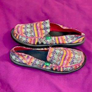 Sanuk Size 8 Shoes